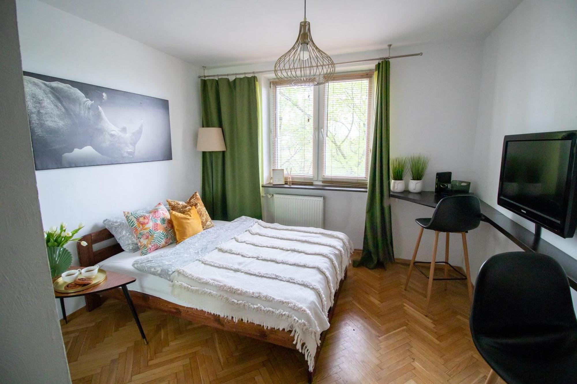 Piotrapartments - Big City Life Apartments In Central Warszawa Bagian luar foto