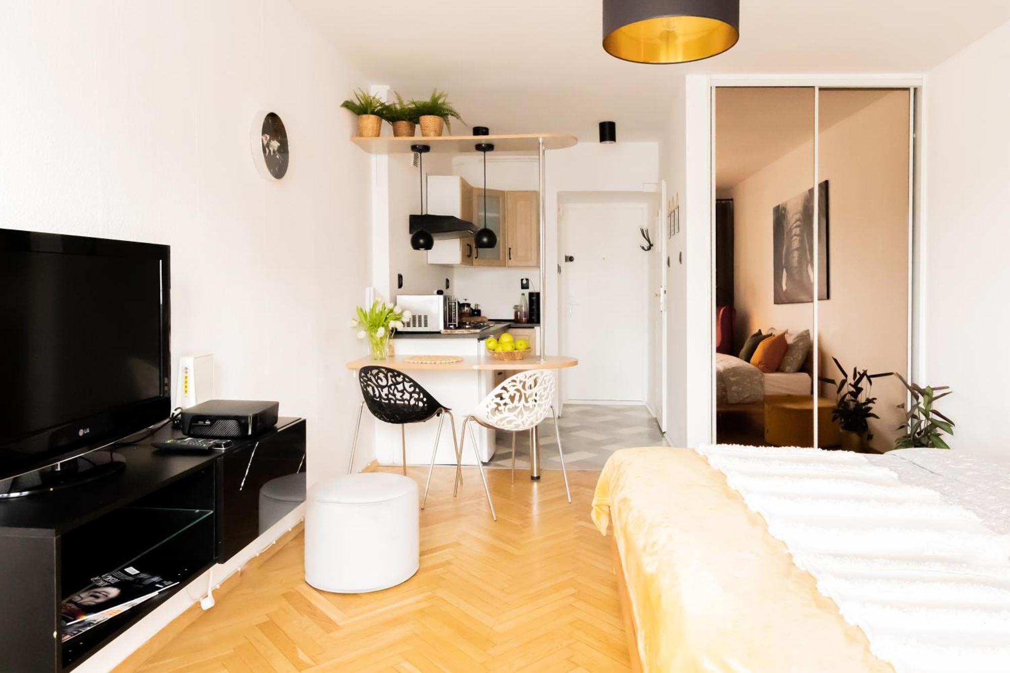 Piotrapartments - Big City Life Apartments In Central Warszawa Bagian luar foto