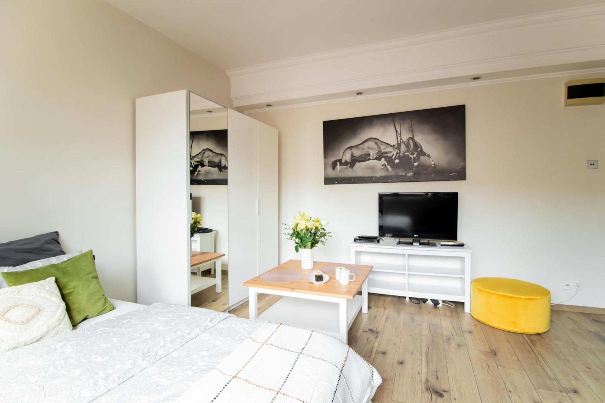 Piotrapartments - Big City Life Apartments In Central Warszawa Bagian luar foto