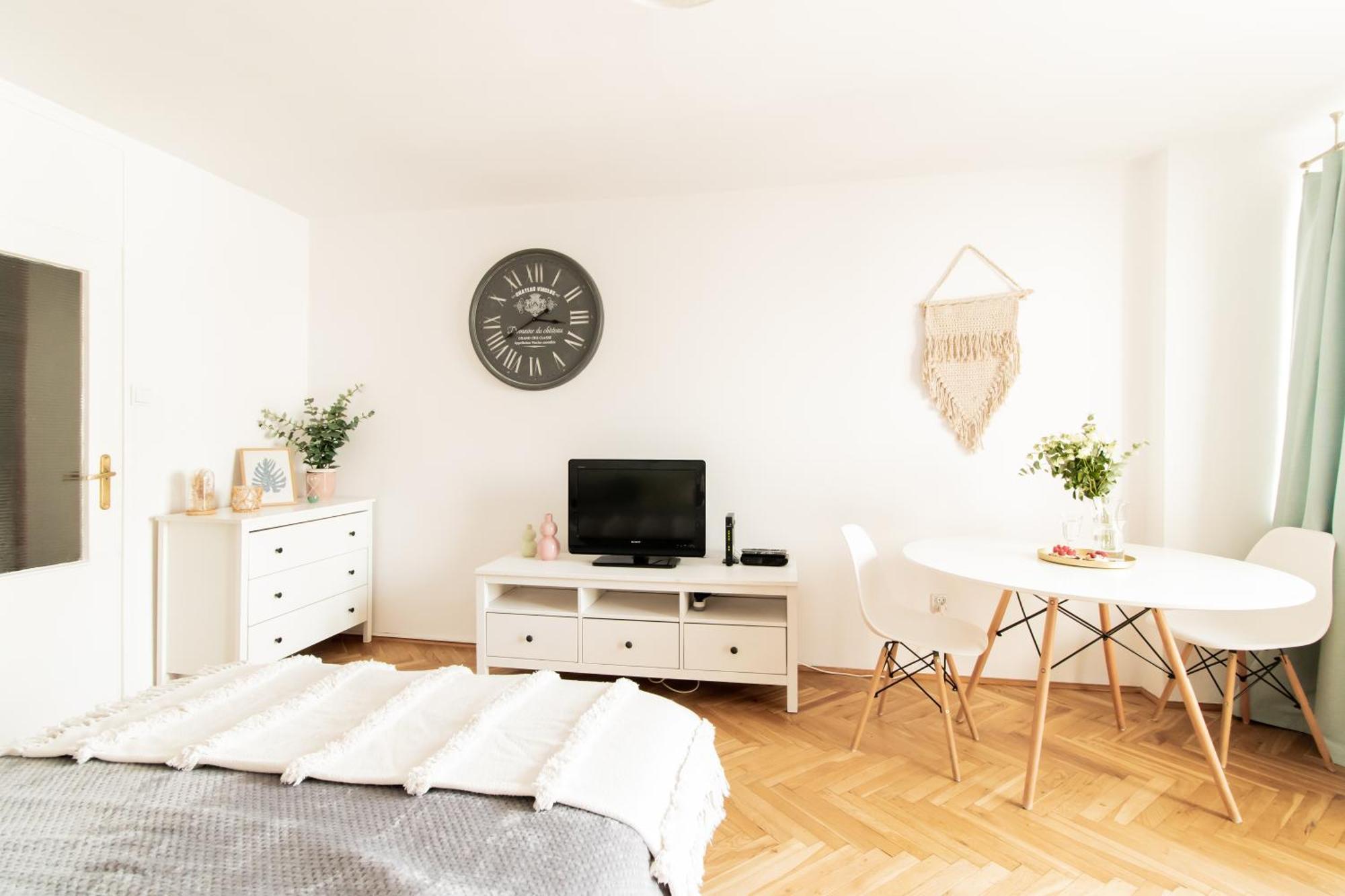 Piotrapartments - Big City Life Apartments In Central Warszawa Bagian luar foto