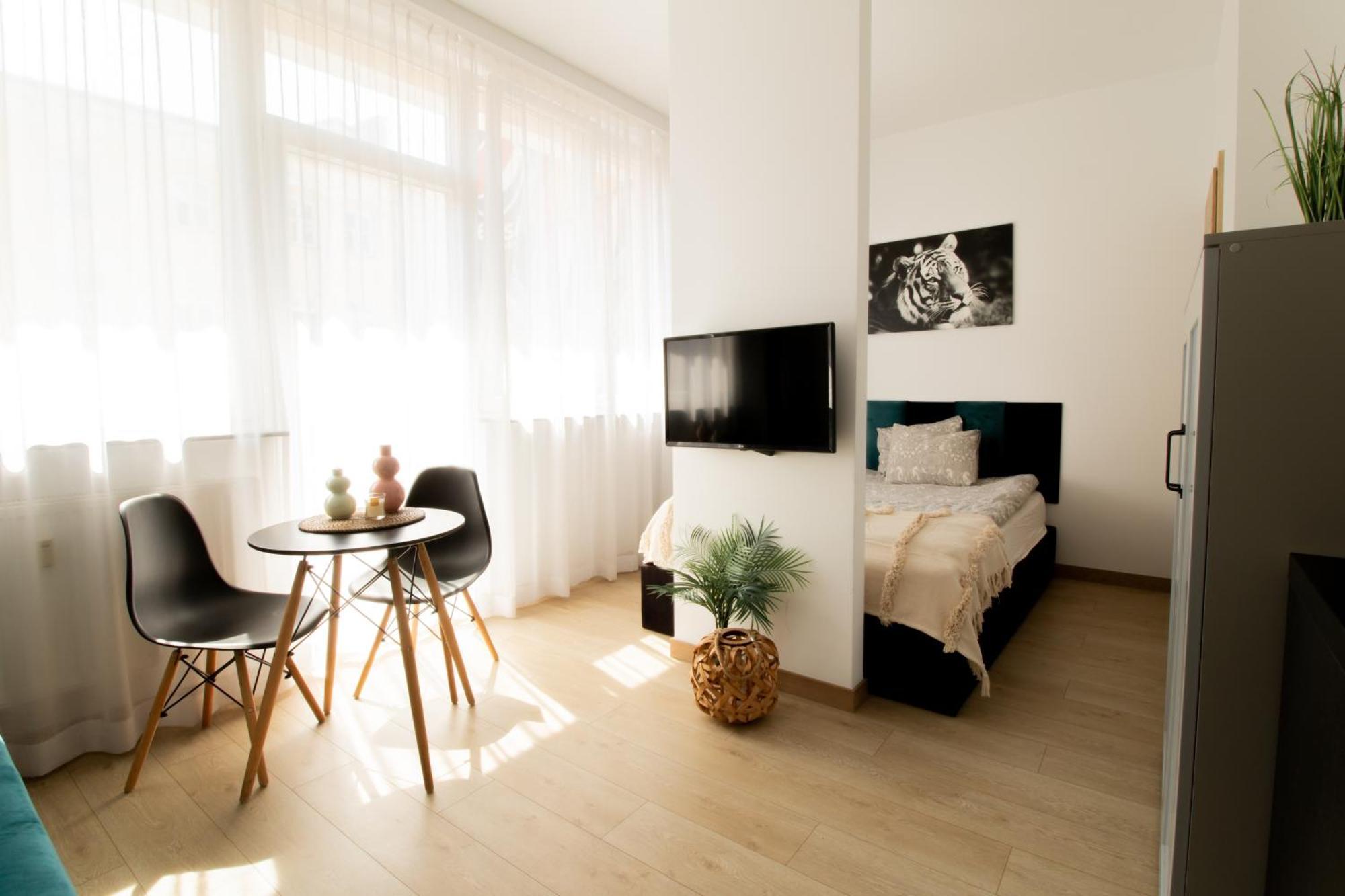 Piotrapartments - Big City Life Apartments In Central Warszawa Bagian luar foto
